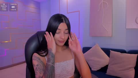 Snapshot of hannahjamesx chatting on 02.05.25 HANNAH J online show from 02.05.25