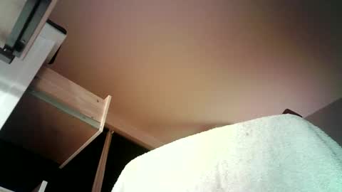 Snapshot of hannsi64 chatting on 10.29.25 Hannsi64 online show from 10.29.25