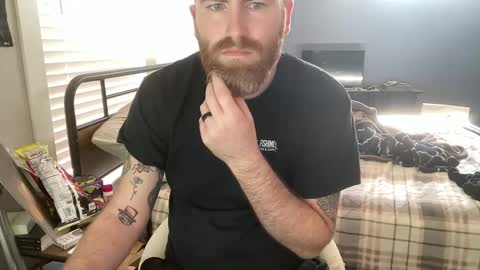 Snapshot of hard_irishman chatting on 12.19.24 Zach online show from 12.19.24