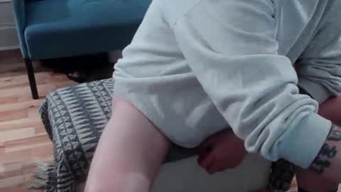 Snapshot of hardigan_dix chatting on 10.03.25 hardigan online show from 10.03.25