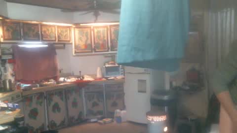 Snapshot of hardinhand44 chatting on 12.08.24 john nobles online show from 12.08.24