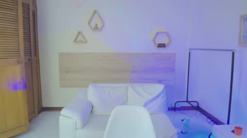 Snapshot of harknite chatting on 01.09.25 harknite online show from 01.09.25