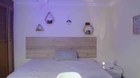 Snapshot of harknite chatting on 09.21.25 harknite online show from 09.21.25