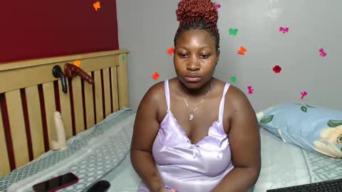 Snapshot of harriegrovin chatting on 01.17.25 Grovin online show from 01.17.25