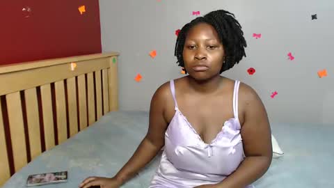 Snapshot of harriegrovin chatting on 03.08.25 Grovin online show from 03.08.25