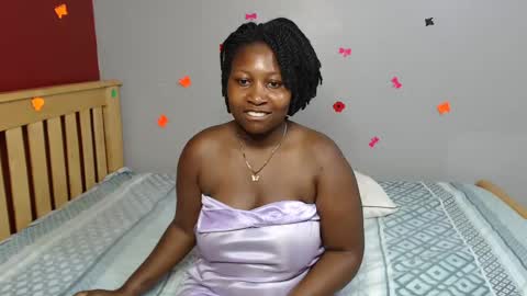 Snapshot of harriegrovin chatting on 03.11.25 Grovin online show from 03.11.25