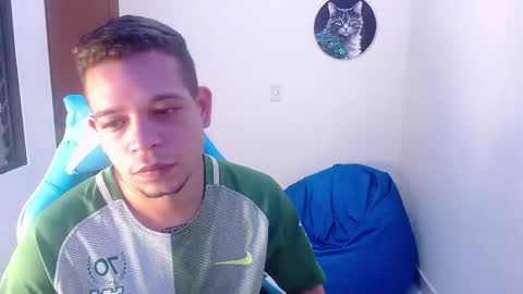 Snapshot of harry_contreras21 chatting on 11.13.25 harry online show from 11.13.25