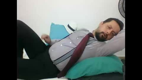 Snapshot of harry_goldenmillerx10fun chatting on 12.03.24  Harry    online show from 12.03.24