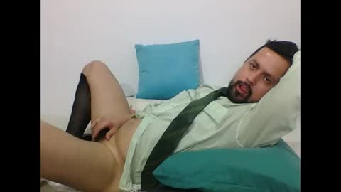 Snapshot of harry_goldenmillerx10fun chatting on 12.11.24  Harry    online show from 12.11.24