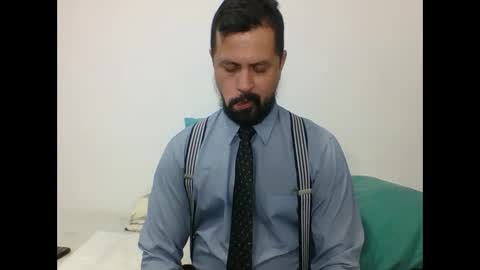 Snapshot of harry_goldenmillerx10fun chatting on 01.15.25  Harry    online show from 01.15.25