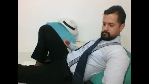 Snapshot of harry_goldenmillerx10fun chatting on 01.24.25  Harry    online show from 01.24.25