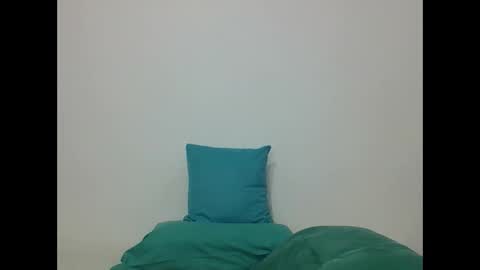 Snapshot of harry_goldenmillerx10fun chatting on 09.26.25  Harry    online show from 09.26.25