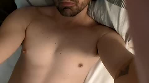 Snapshot of harryhootttti chatting on 10.21.25 harryhootttti online show from 10.21.25