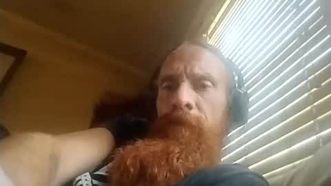 Snapshot of hatefullgod chatting on 10.12.25 hatefullgod online show from 10.12.25