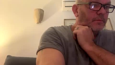 Snapshot of hawks2113 chatting on 01.07.25 hawks2113 online show from 01.07.25