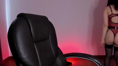 HazelKush online show from 10.02.25