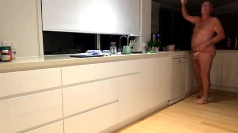 Snapshot of hb2283 chatting on 10.13.25 h babe online show from 10.13.25