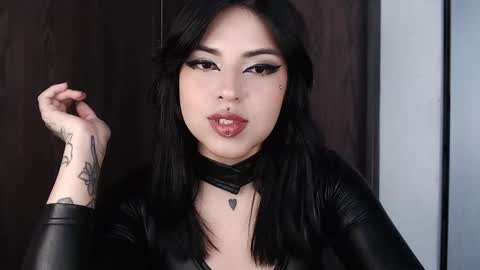HEATHER DEMONZX   Please help me to reach 100 thumbs up online show from 10.03.25