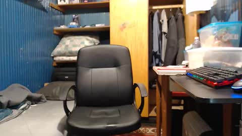 Snapshot of hedonista67 chatting on 09.19.25 hedonista67 online show from 09.19.25