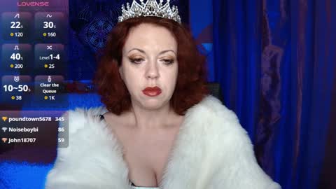 Snapshot of helena__femdom chatting on 12.18.24 Helena online show from 12.18.24