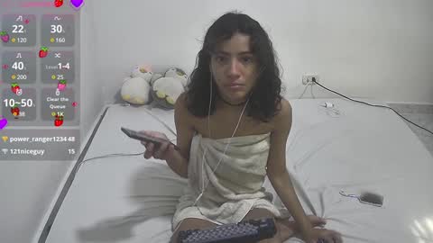 Helia Transfem and Amy online show from 01.06.25