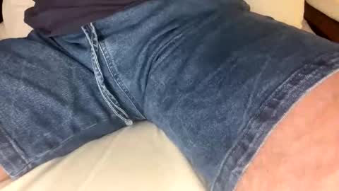 Snapshot of hello902 chatting on 10.26.25 David Whinston Smith online show from 10.26.25