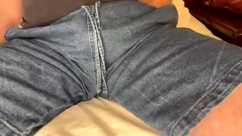 Snapshot of hello902 chatting on 10.28.25 David Whinston Smith online show from 10.28.25