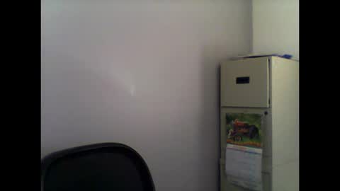 Snapshot of helopilot01 chatting on 10.09.25 helopilot01 online show from 10.09.25