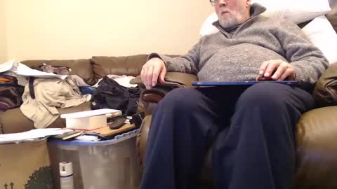 Snapshot of henryjxxx chatting on 01.11.25 henryjxxx online show from 01.11.25