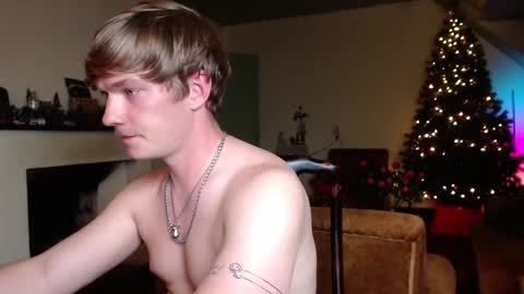 Snapshot of hercules__ chatting on 12.28.24 Gregblonde Alextattoo online show from 12.28.24