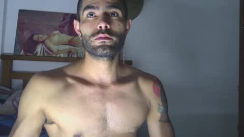 Snapshot of hideonbush051 chatting on 09.25.25 hideonbush online show from 09.25.25