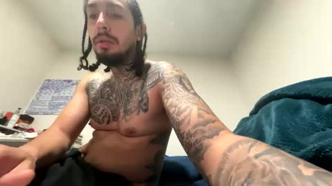 hihello3000 online show from 11.15.25