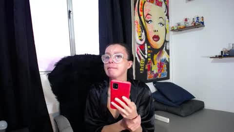 Snapshot of hill_and_jack chatting on 01.15.25 Hill and Jack online show from 01.15.25