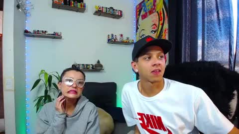 Snapshot of hill_and_jack chatting on 01.23.25 Hill and Jack online show from 01.23.25