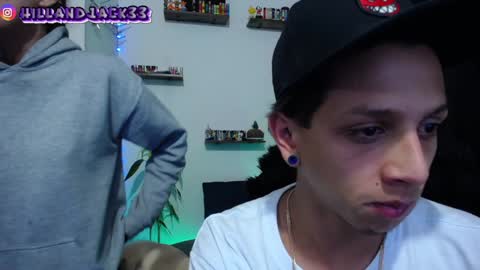 Snapshot of hill_and_jack chatting on 01.24.25 Hill and Jack online show from 01.24.25