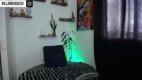 Snapshot of hill_and_jack chatting on 10.26.25 Hill and Jack online show from 10.26.25