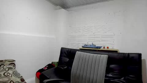 Snapshot of himoreno97 chatting on 12.08.24 Hi moreno online show from 12.08.24