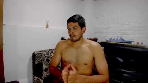 Snapshot of himoreno97 chatting on 02.21.25 Hi moreno online show from 02.21.25