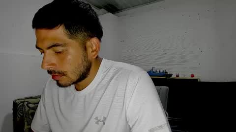 Snapshot of himoreno97 chatting on 03.12.25 Hi moreno online show from 03.12.25