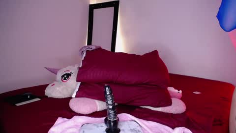 H A N N A H online show from 01.26.25