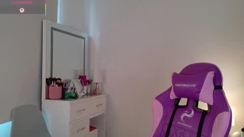 H A N N A H online show from 11.14.25