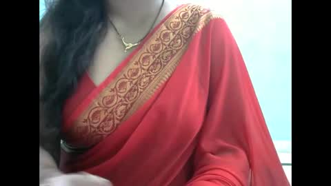 Snapshot of hisslust chatting on 10.17.25 hisslust online show from 10.17.25