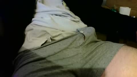 Snapshot of hlavoe33 chatting on 10.18.25 Hlavoe online show from 10.18.25