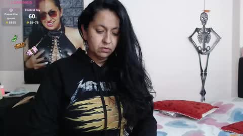 Snapshot of holydeath_1 chatting on 10.11.25 Milena online show from 10.11.25