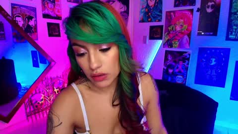   online show from 01.30.25