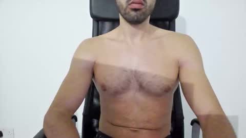 Snapshot of hornboy43 chatting on 09.21.25 Oliver Saints online show from 09.21.25