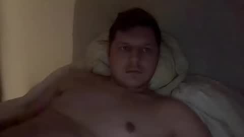 Snapshot of hornyboy95300 chatting on 12.17.24 hornyboy95300 online show from 12.17.24