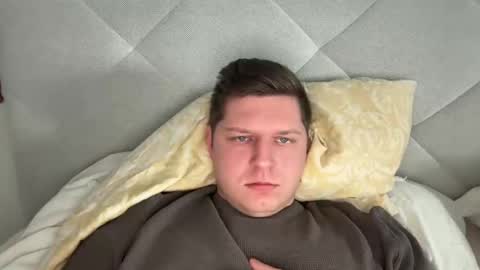 Snapshot of hornyboy95300 chatting on 01.19.25 hornyboy95300 online show from 01.19.25