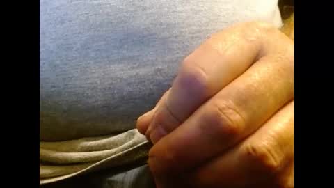 Snapshot of hornypilotguy chatting on 09.19.25 hornypilotguy online show from 09.19.25