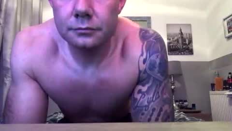 Snapshot of hornyscally1997 chatting on 10.27.25 hornyscally1997 online show from 10.27.25